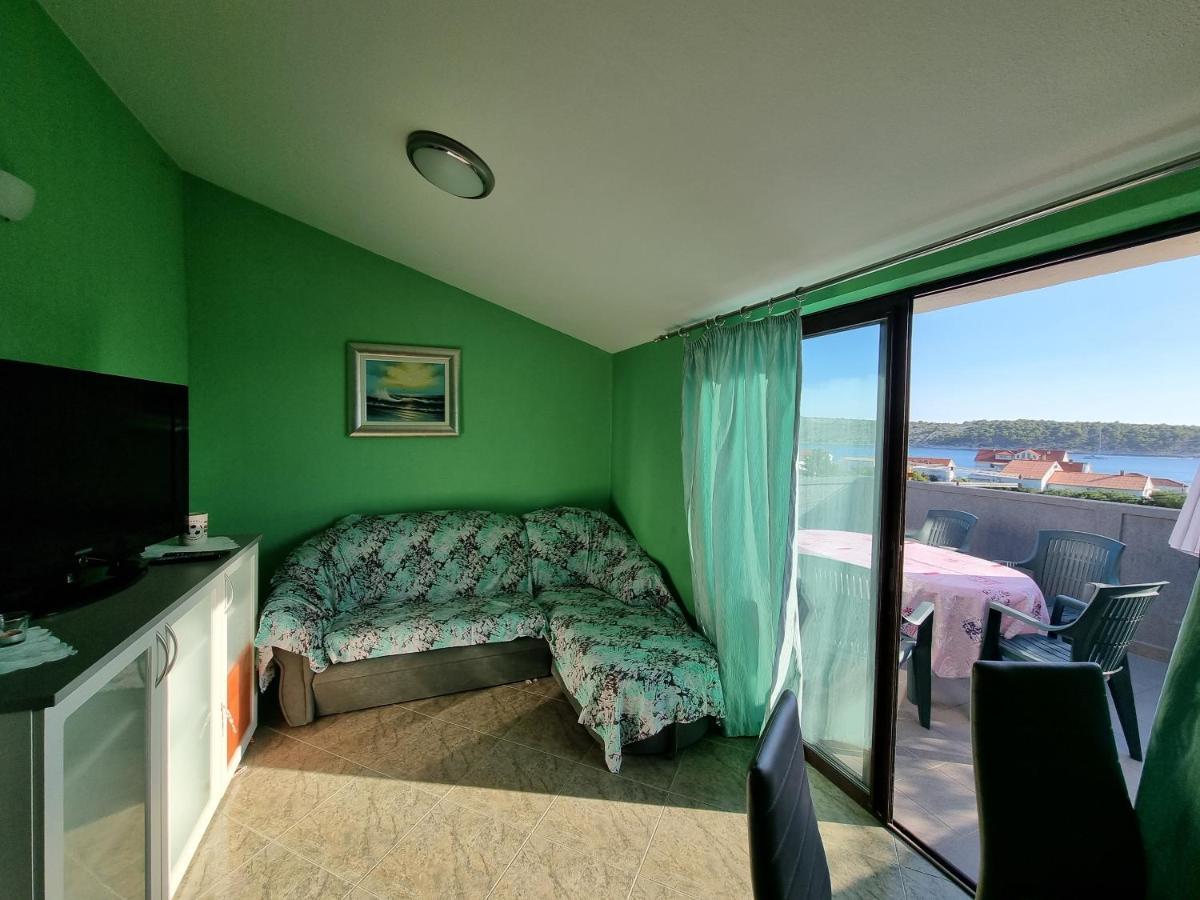 Apartment Grbac Barbat na Rabu Exterior photo