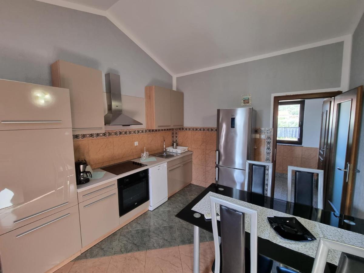 Apartment Grbac Barbat na Rabu Exterior photo